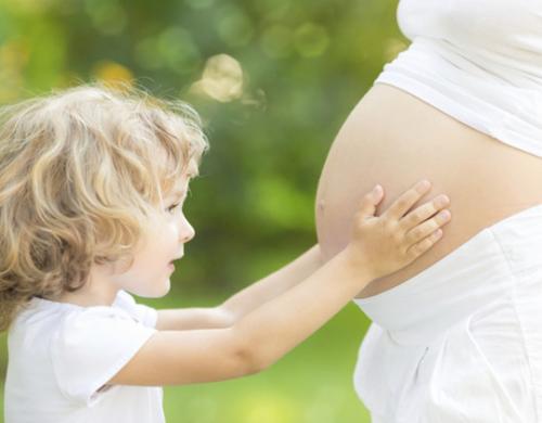 67歲失獨(dú)母親懷雙胞胎，高齡產(chǎn)婦能做試管嬰兒?jiǎn)幔? /></a>
	<div   id=