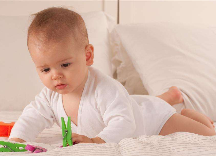 陳女士通過試管技術(shù)解決無子難題，成功當(dāng)媽！