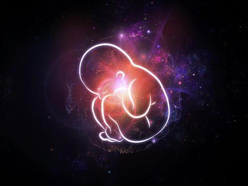 進(jìn)行冷凍胚胎時(shí)，會(huì)有固定的標(biāo)準(zhǔn)嗎？