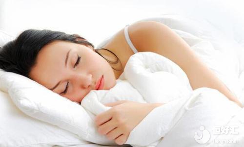 孕期為啥不建議平躺？看完文章你就清楚了！