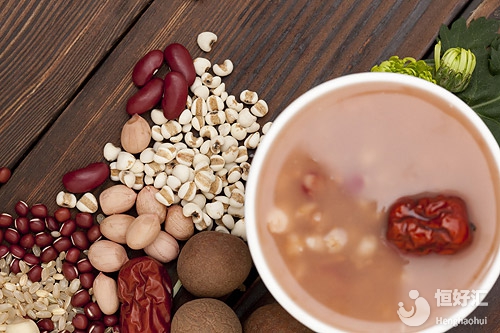 產(chǎn)后科學(xué)補(bǔ)血可以這樣做，快速恢復(fù)產(chǎn)前模樣！